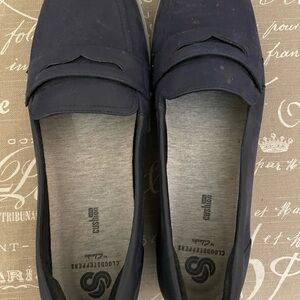 Clarks Dark Blue Loafers with Light Gray Insoles